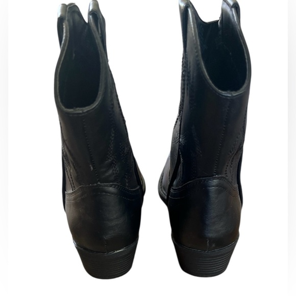 SO Black COWBOY Heeled Boots - Picture 6 of 7